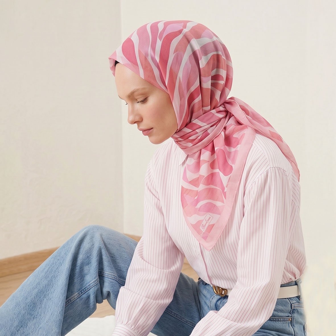 6320 - Naturel Desenli Eşarp